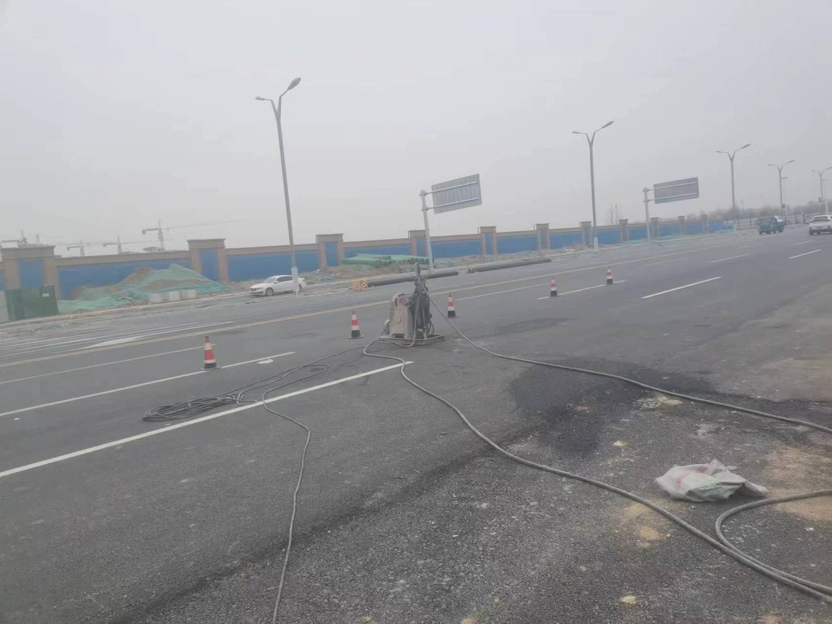 蒋场镇马路注浆